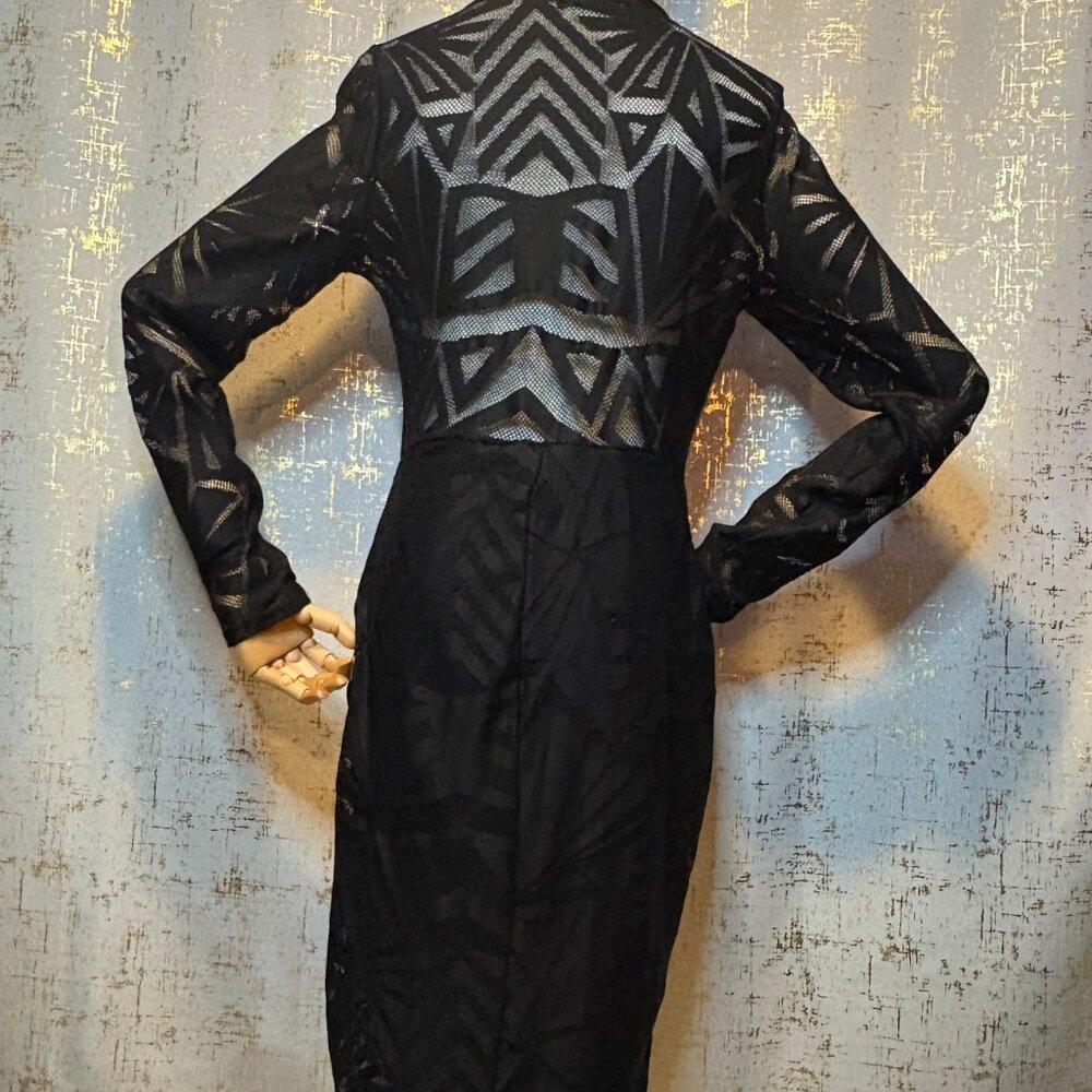 Plus Size, Fashion to Figure Black Laced Dress - Picture 2 of 10